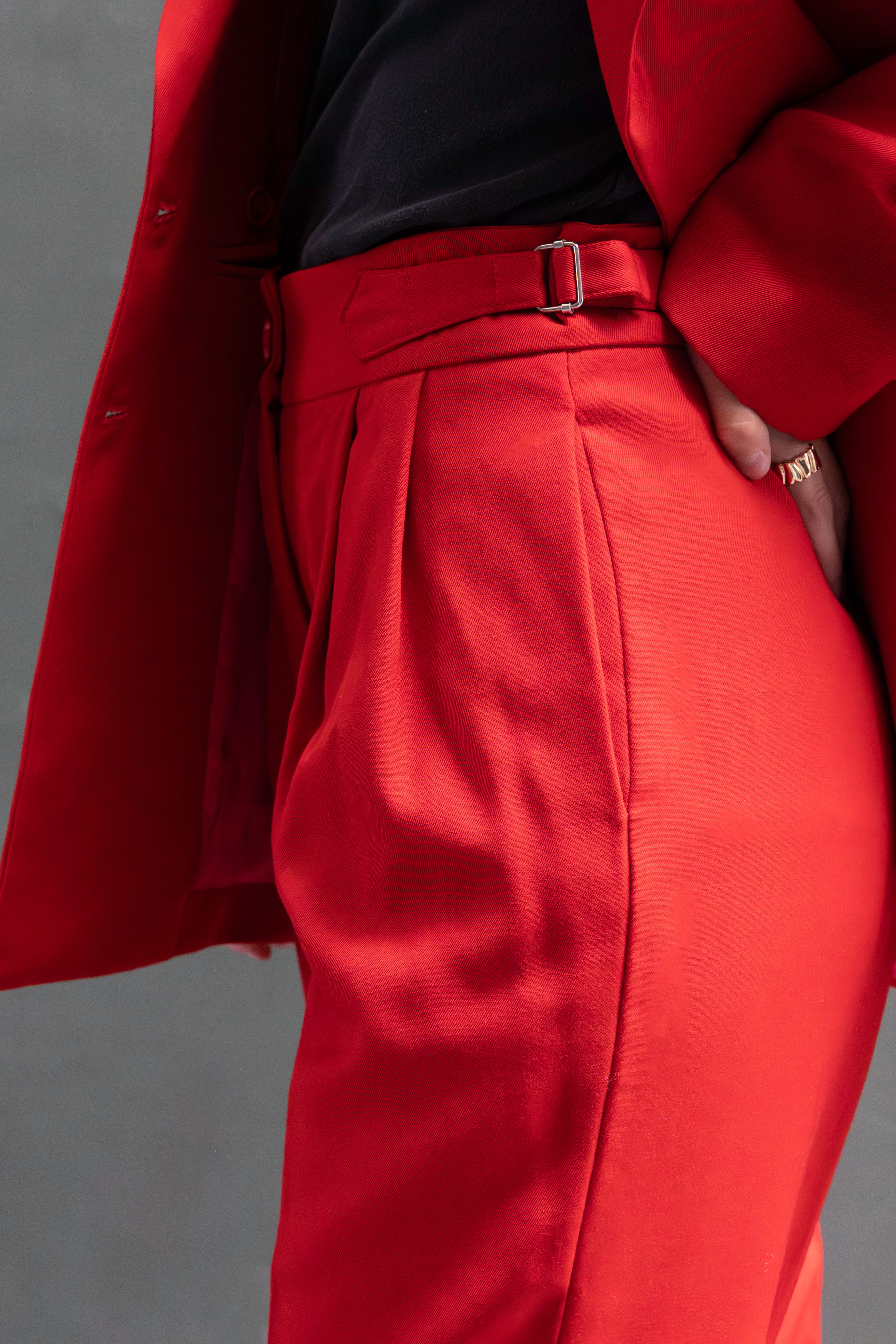 Le pantalon Pirate en rouge